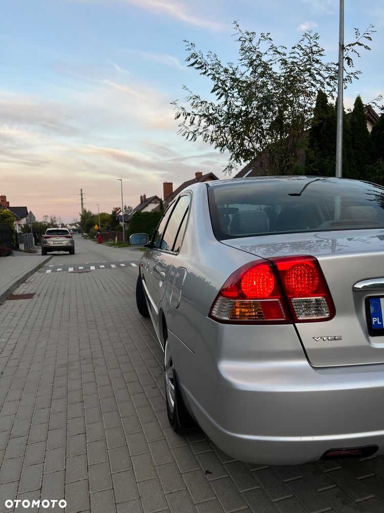 Honda Civic 1.6i LS - 6