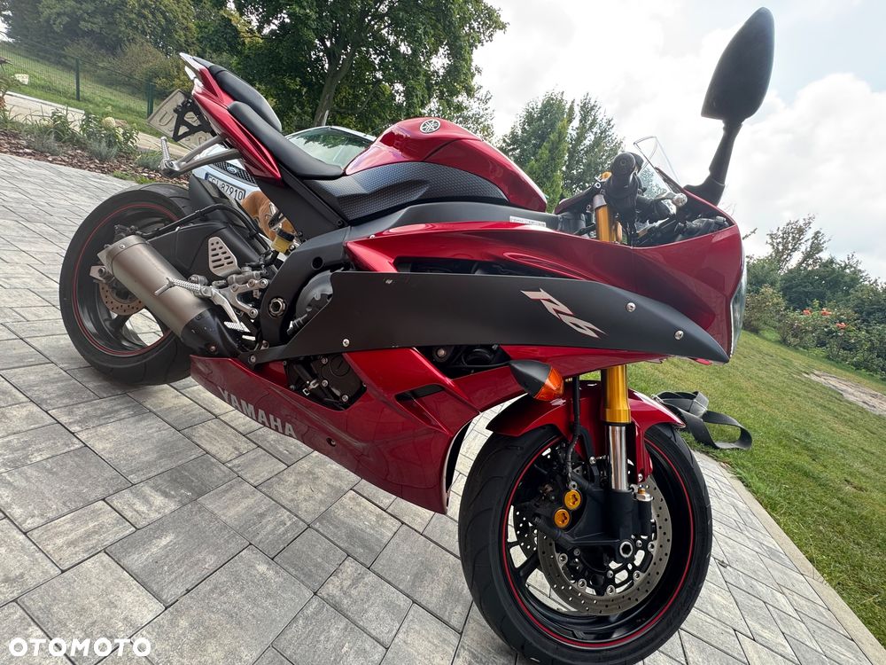 Yamaha R6 - 4
