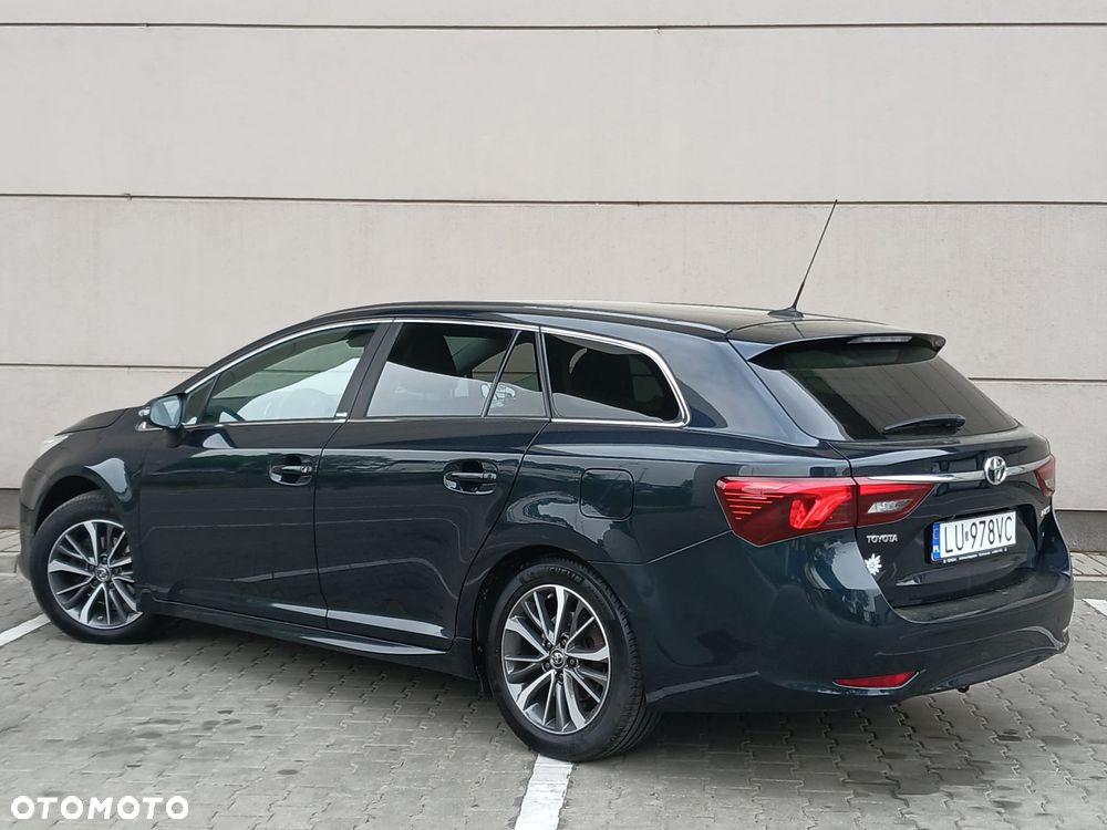 Toyota Avensis Touring Sports 1.8 Edition S+ - 15