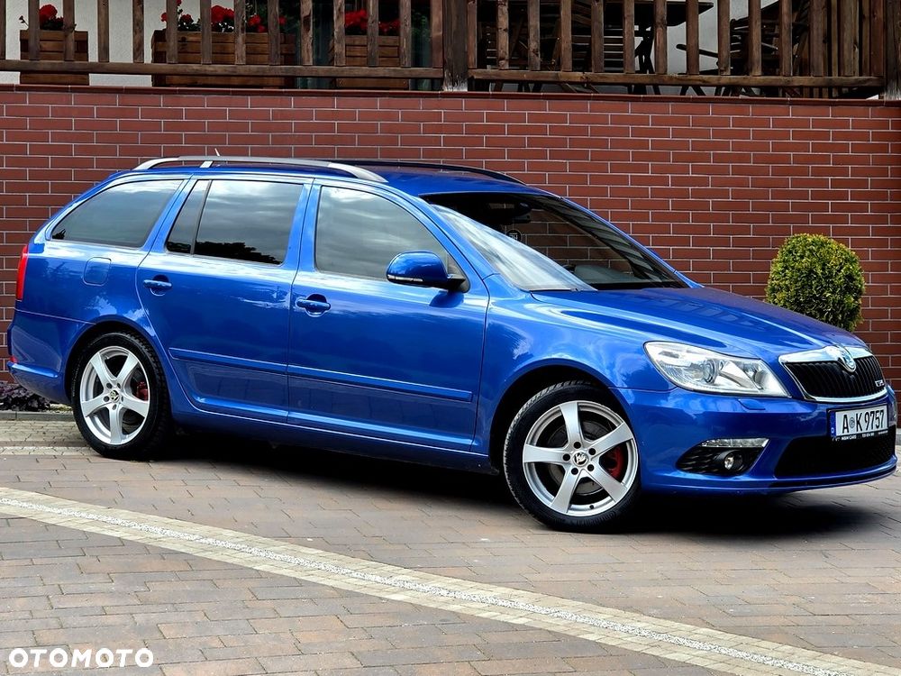 Skoda Octavia 2.0 TDI CR DPF RS - 19