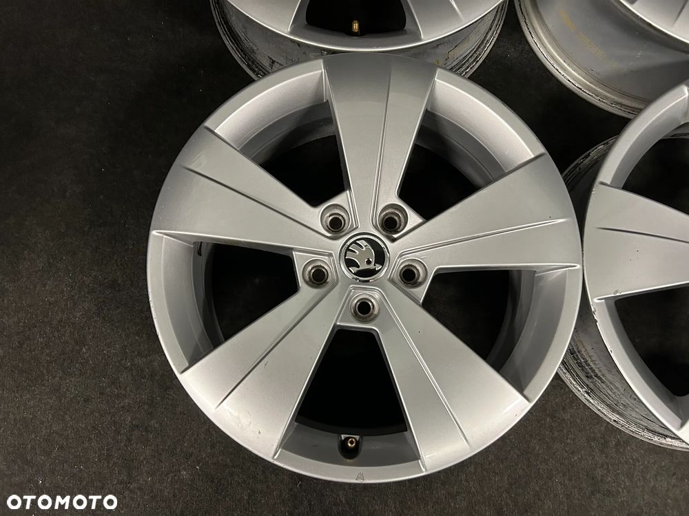 Alufelgi Skoda Superb III, Kodiaq, Karoq 17 cali 5x112 4szt. ładne! - 5