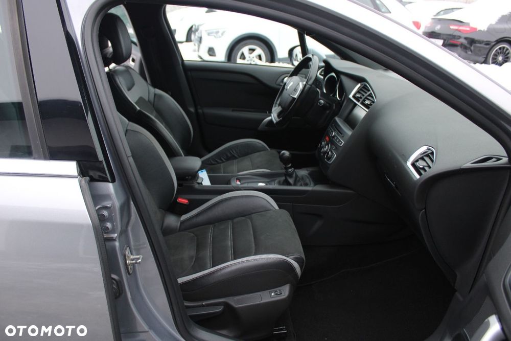 DS Automobiles DS 4 - 32