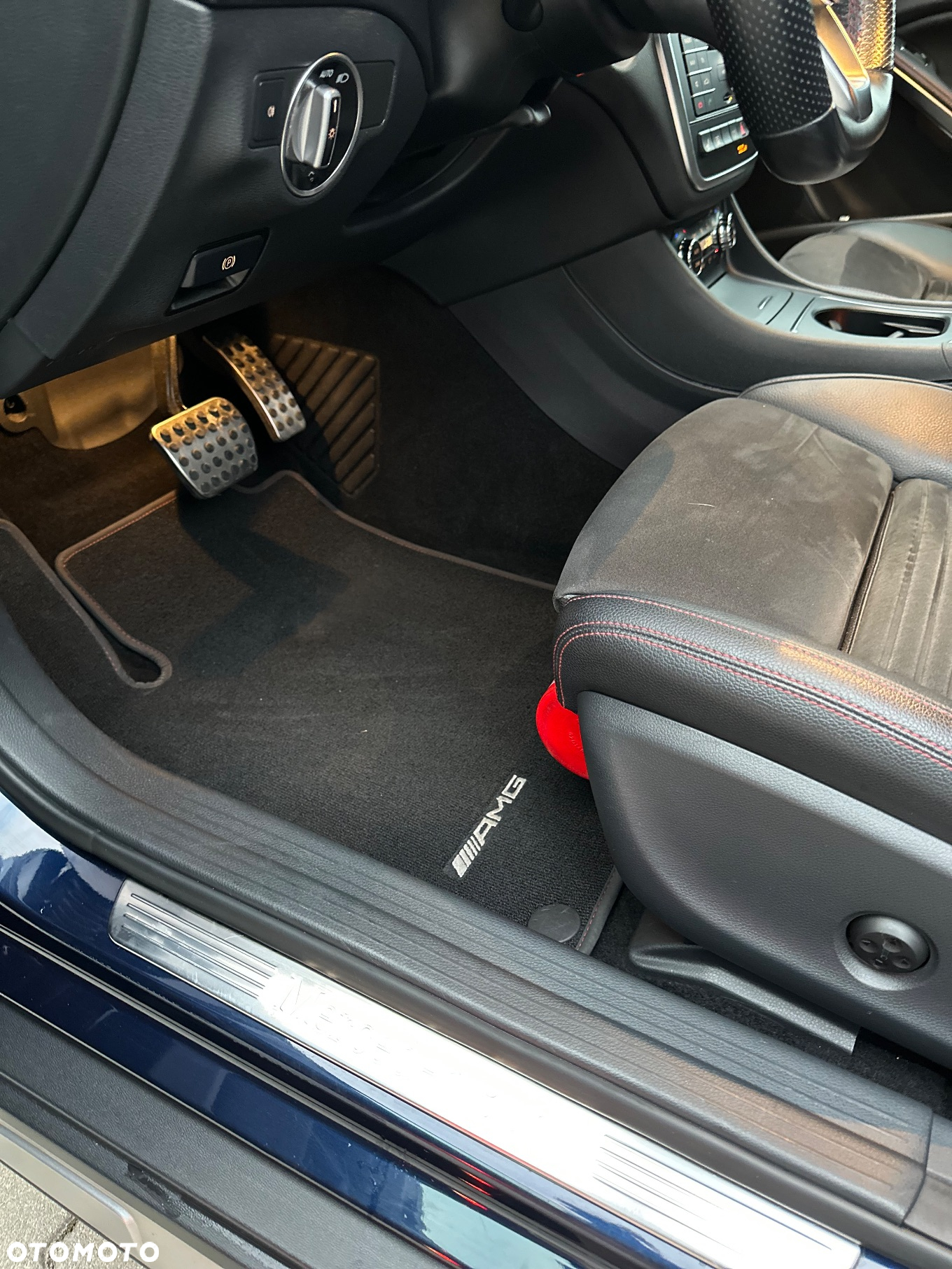 Mercedes-Benz GLA - 11