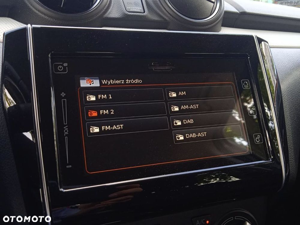 Suzuki Swift 1.2 Dualjet SHVS Premium Plus - 20