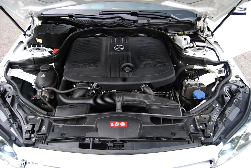 Mercedes-Benz Klasa E 250 CDI 4Matic 7G-TRONIC Avantgarde - 37
