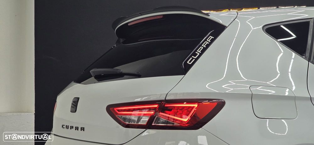 SEAT Leon 2.0 TSI Cupra DSG S/S - 33