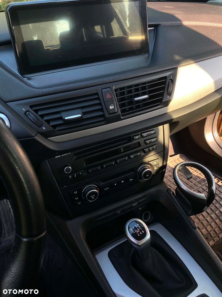 BMW X1 xDrive18d - 22