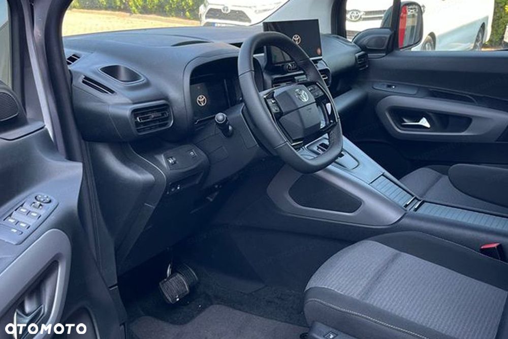 Toyota Proace City Verso - 11
