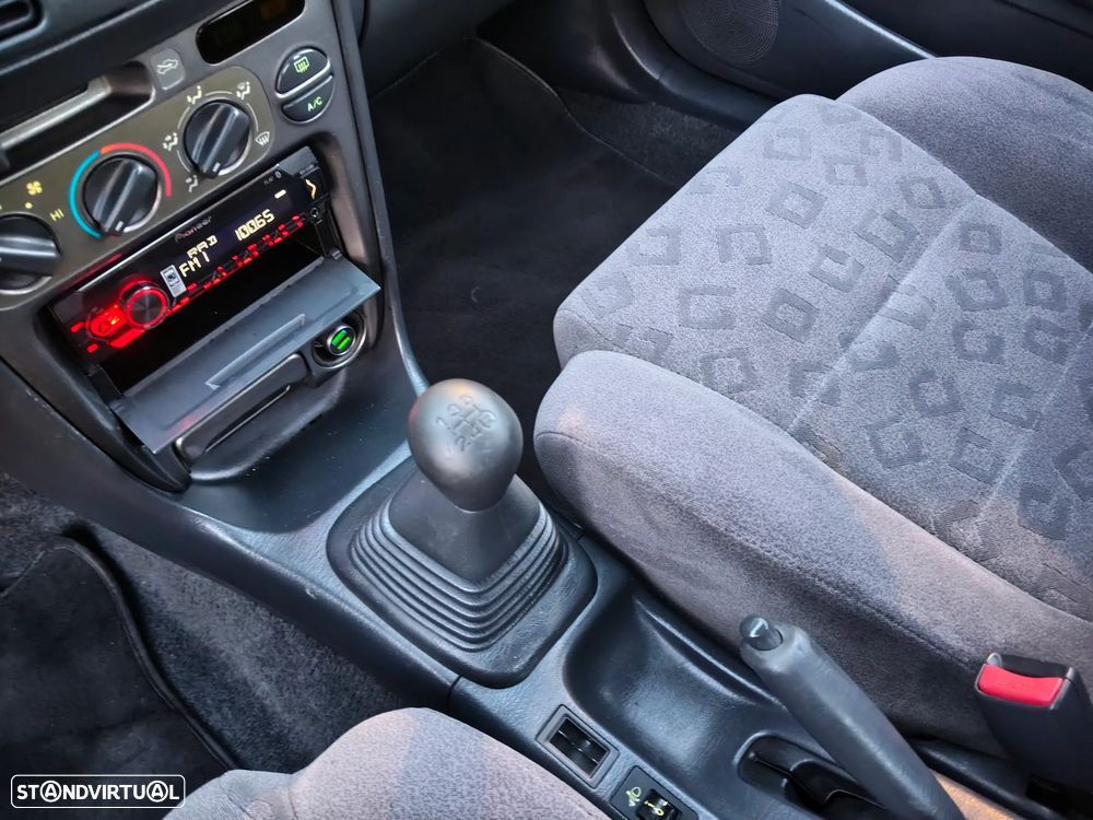 Toyota Corolla 1.4 VVT-i - 26