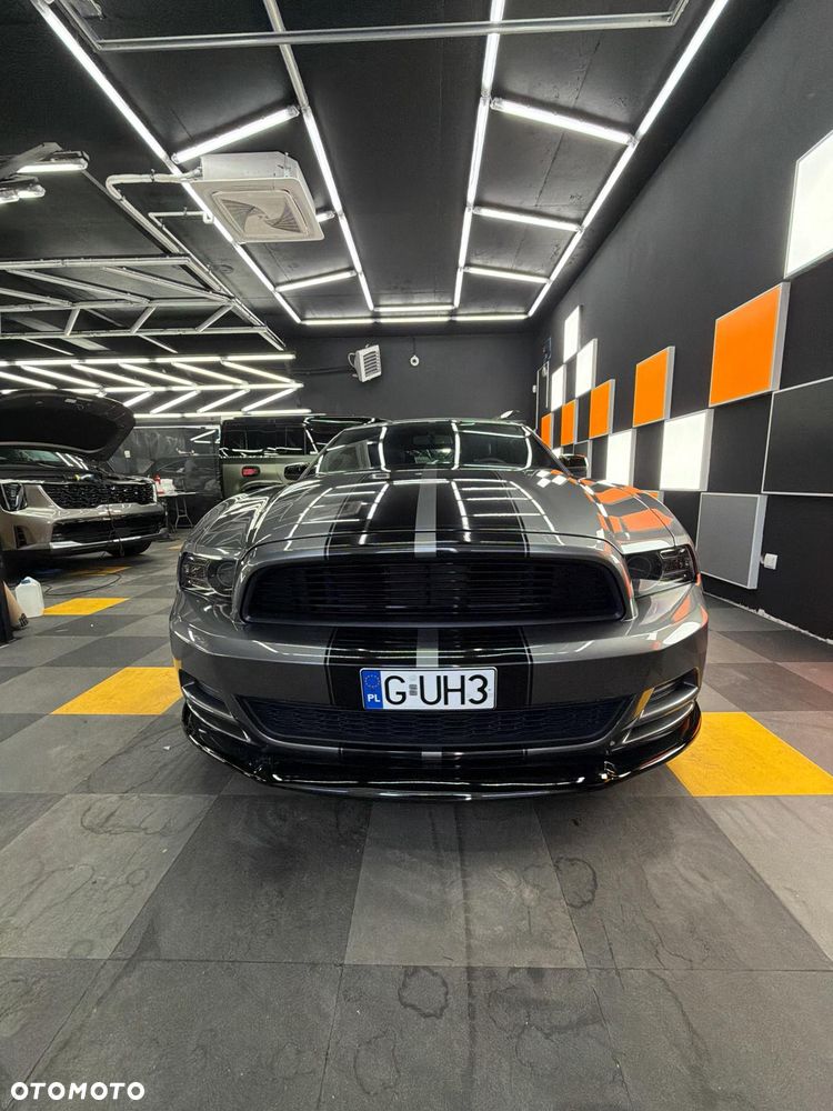 Ford Mustang 3.7 V6 Premium - 26