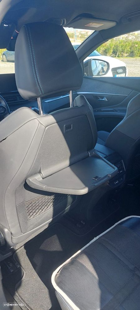 Peugeot 5008 1.5 BlueHDi Allure Pack EAT8 - 9