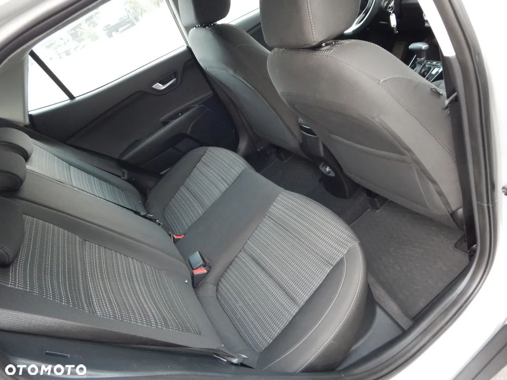 Kia Stonic 1.0 T-GDI L DCT - 13