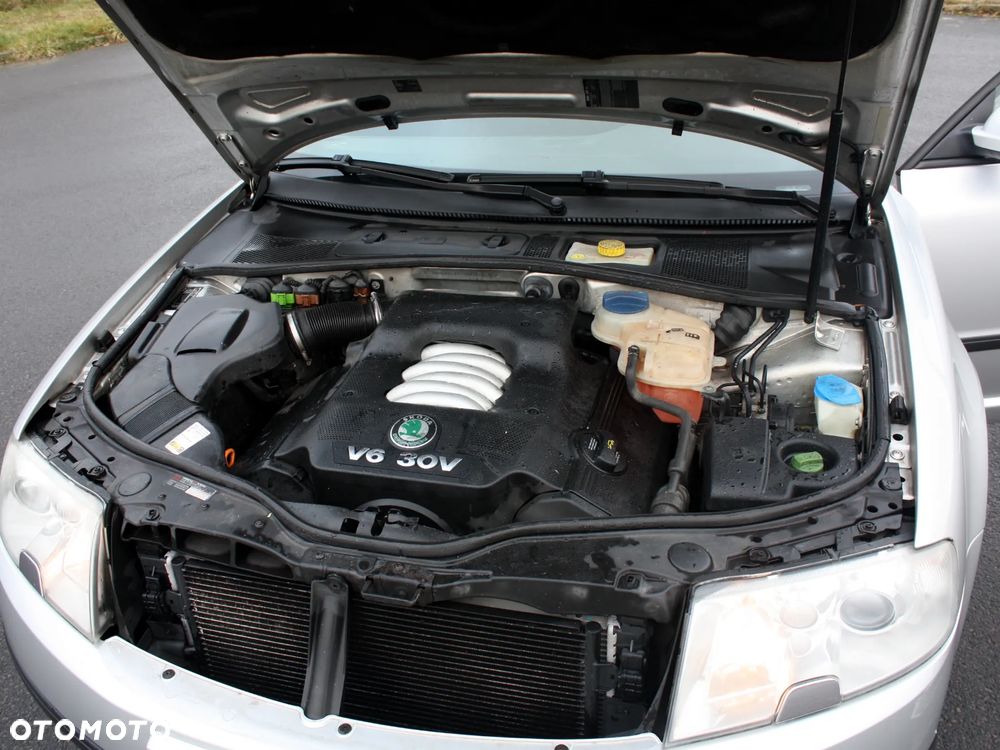 Skoda Superb 2.8 V6 Classic - 14