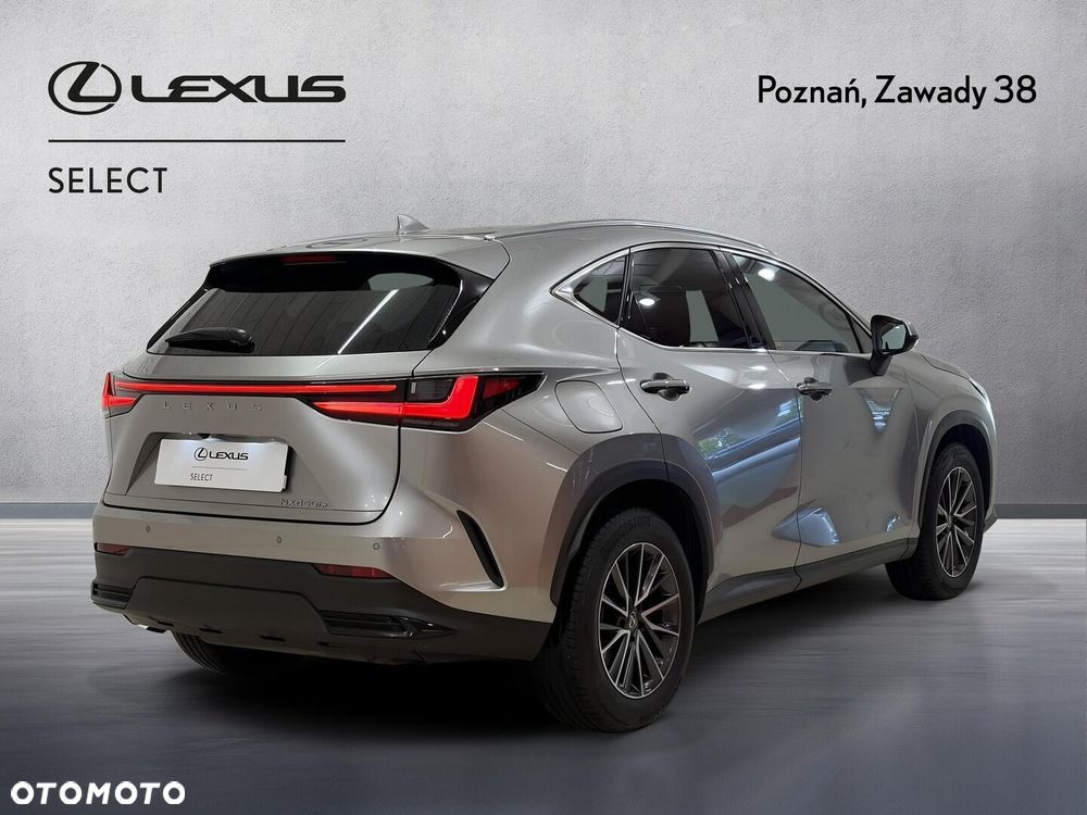 Lexus NX - 3