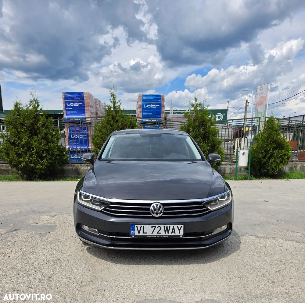 Volkswagen Passat 2.0 TDI DSG Highline - 1