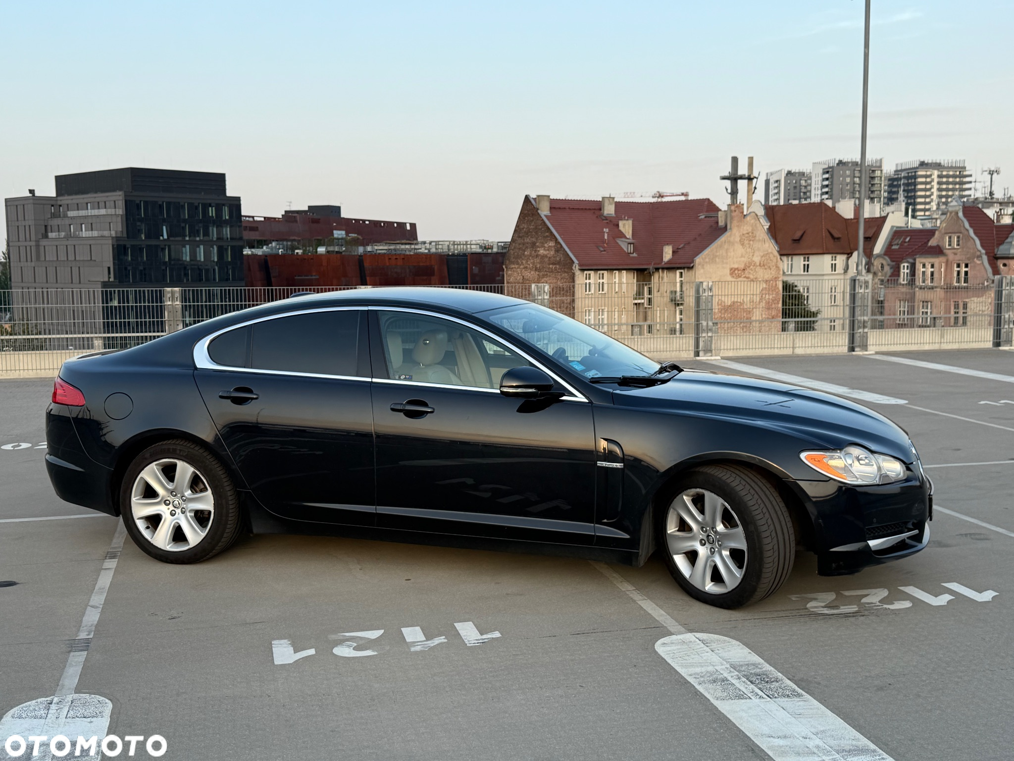 Jaguar XF 3.0 V6 D Premium Luxury - 6