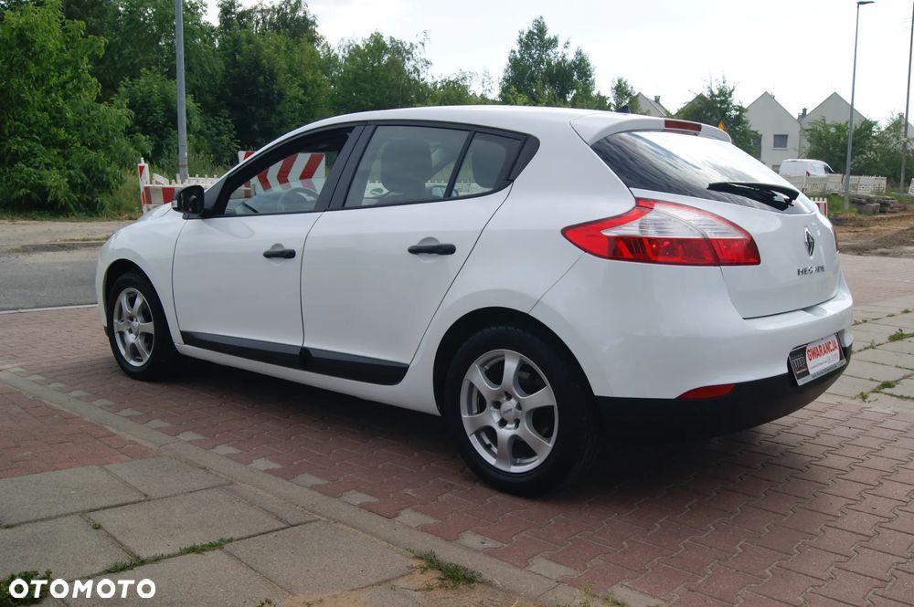 Renault Megane 1.6 16V 100 Authentique - 6