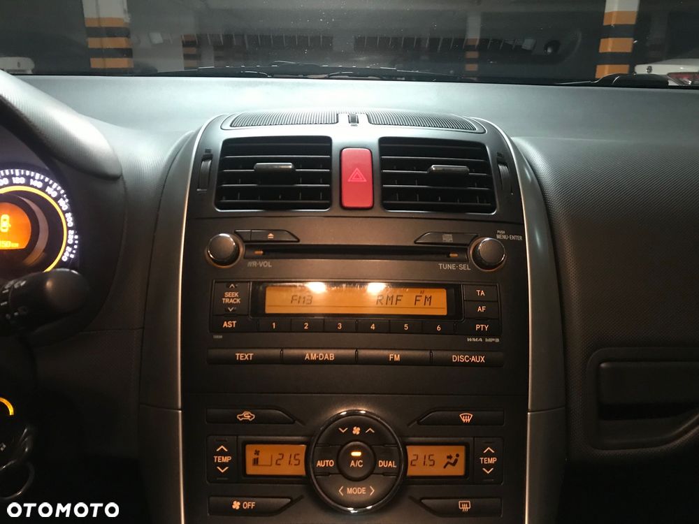 Toyota Auris 1.6 Premium MM - 20