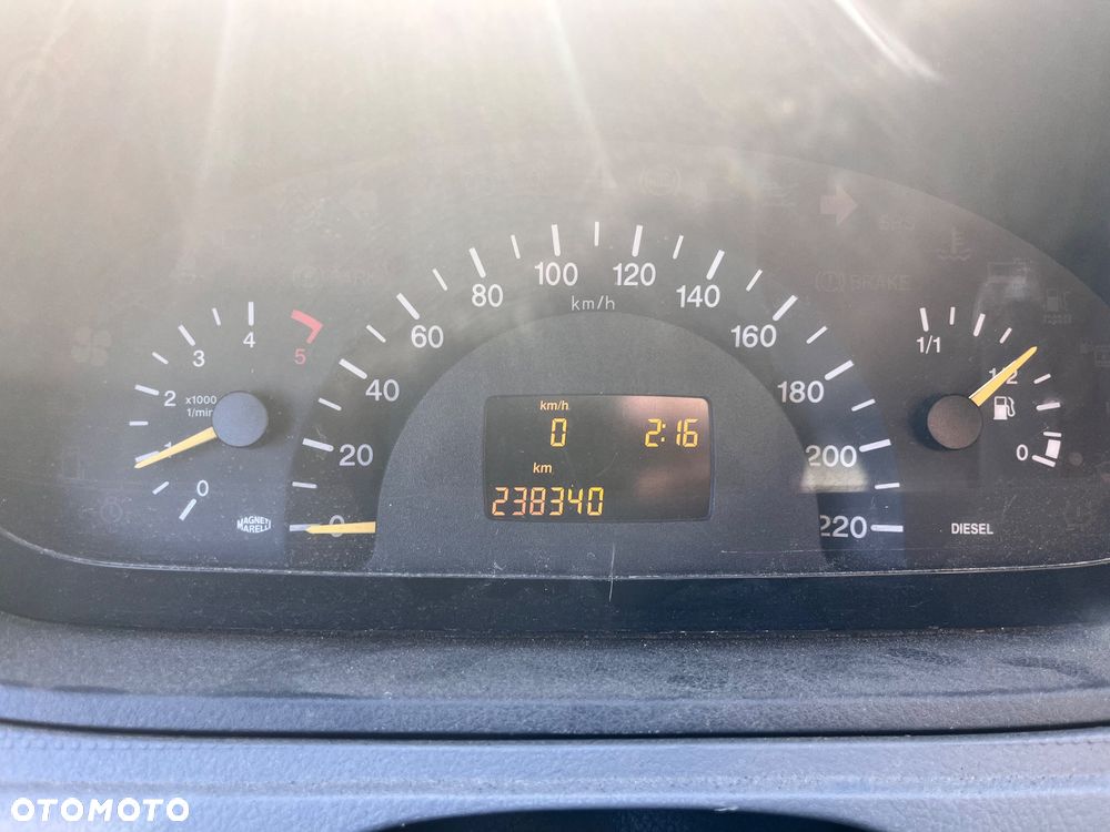 Mercedes-Benz VITO 109 CDI - 11