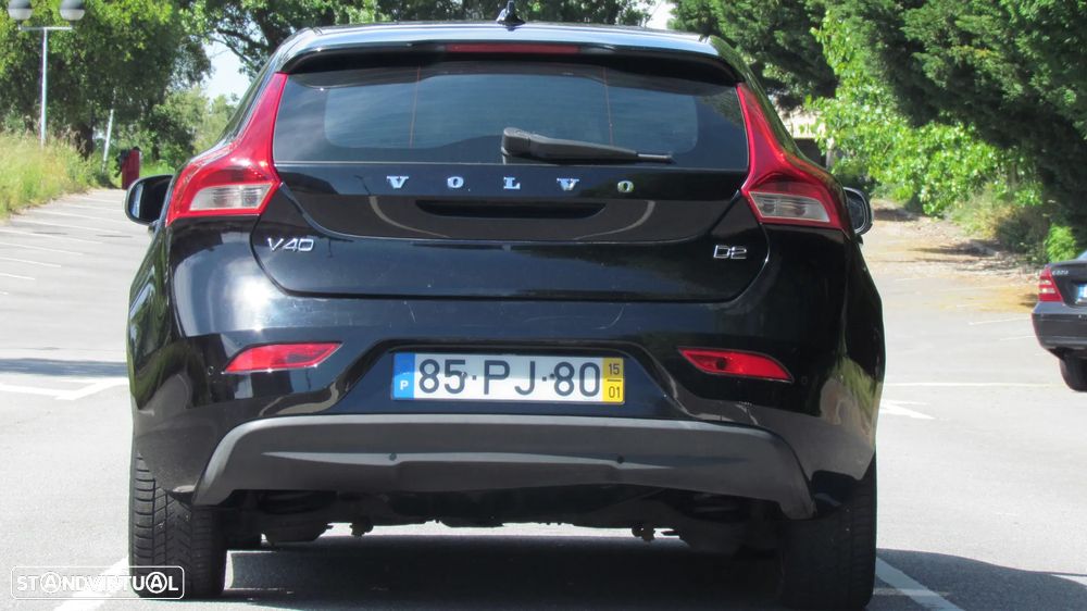 Volvo V40 1.6 D2 Kinetic - 19