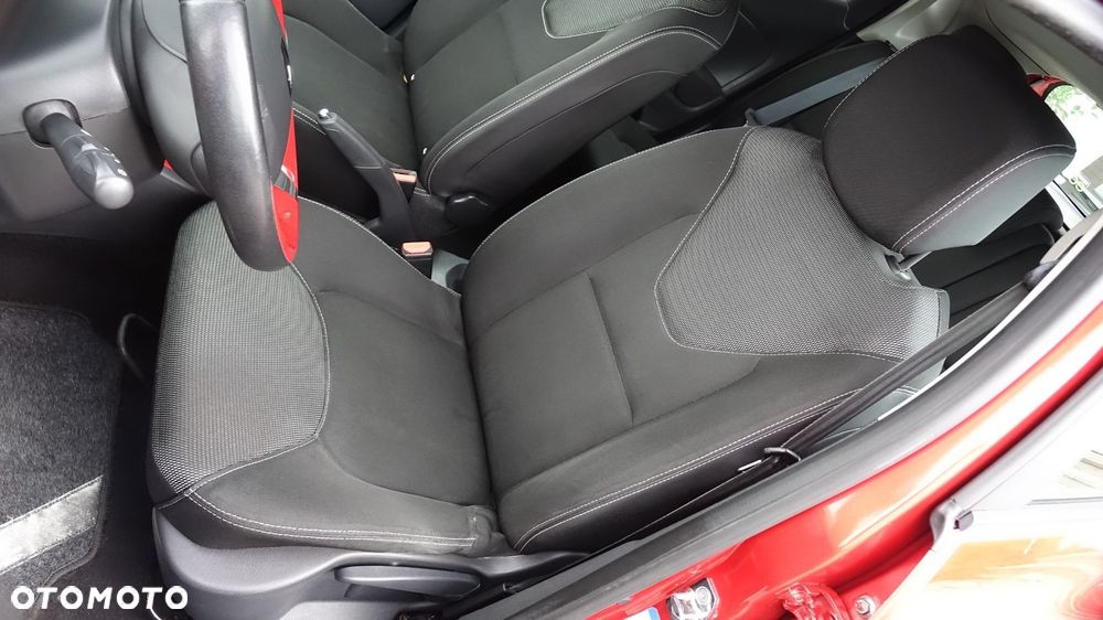 Renault Clio - 20