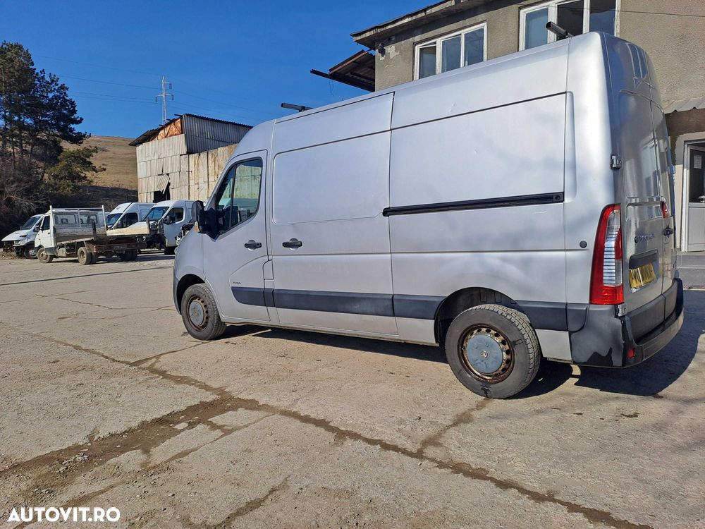 Dezmembrez Opel Movano 2.3 euro 5 - 7