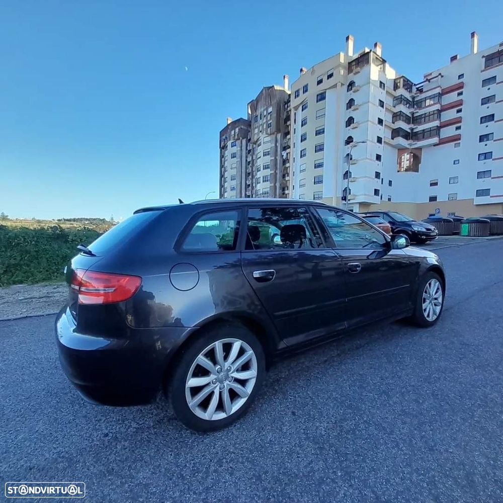 Audi A3 Sportback 1.6 TDI Attraction Special Edition - 3