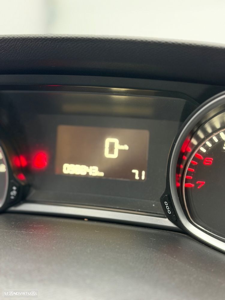 Peugeot 308 1.2 PureTech Business Line - 16