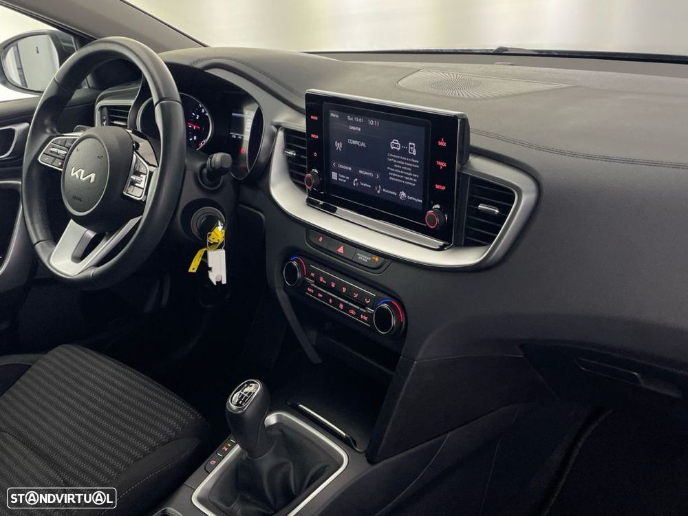 Kia XCeed 1.0 T-GDI Tech - 23