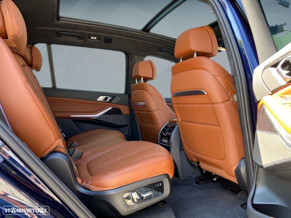 BMW X7 40 d xDrive Pack M Desportivo Pro - 23