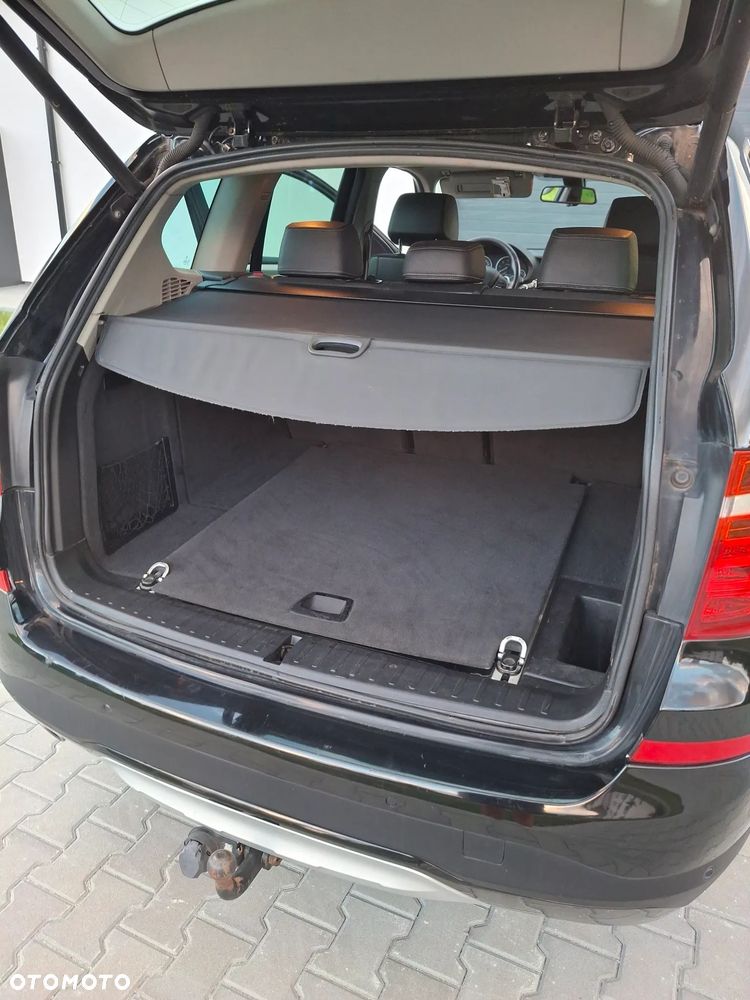 BMW X3 sDrive18d Advantage sport - 13