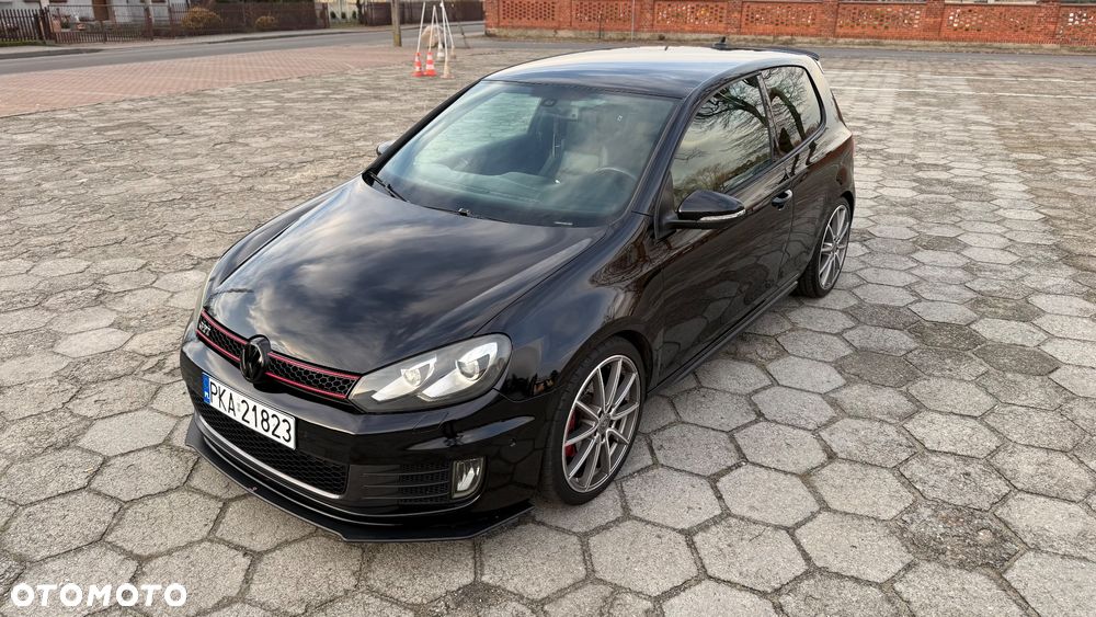 Volkswagen Golf 2.0 GTI - 9