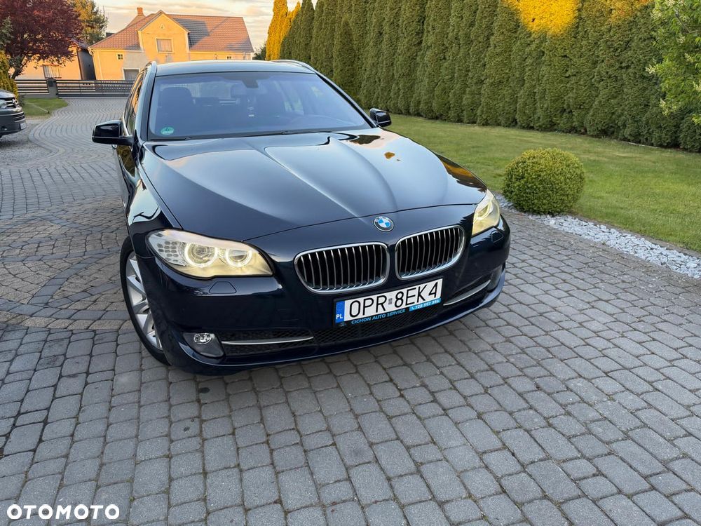 BMW Seria 5 520i - 4