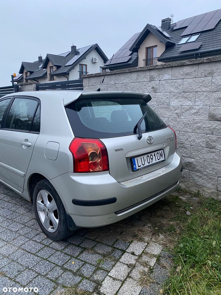 Toyota Corolla - 3