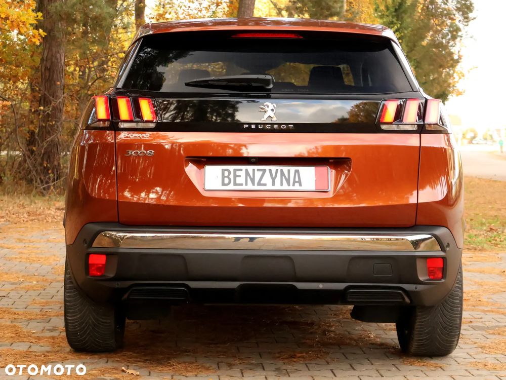 Peugeot 3008 1.2 PureTech Allure - 24