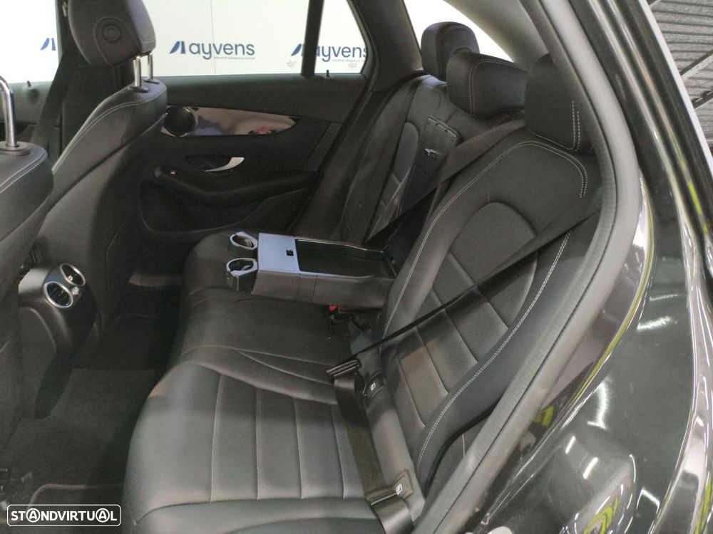 Mercedes-Benz GLC 300 e 4Matic - 8