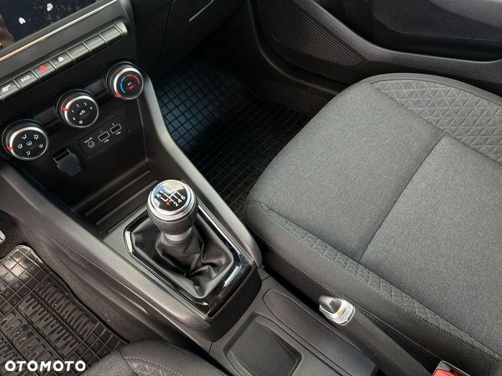 Renault Clio - 21