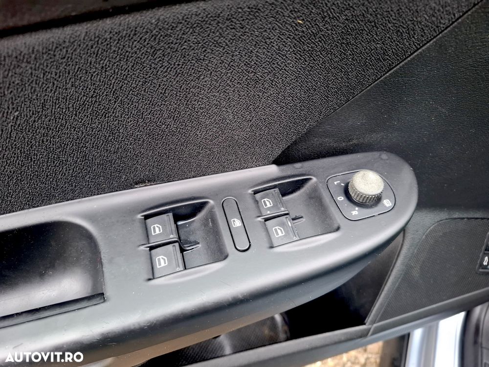 Volkswagen Passat 2.0 TDI BlueMotion Technology DPF Comfortline - 14