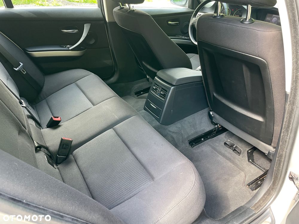 BMW Seria 3 320d DPF - 26