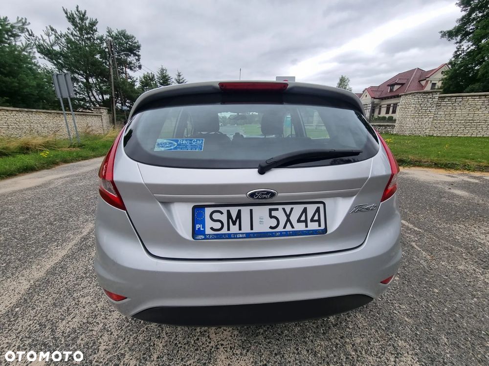 Ford Fiesta 1.25 Trend EU5 - 13