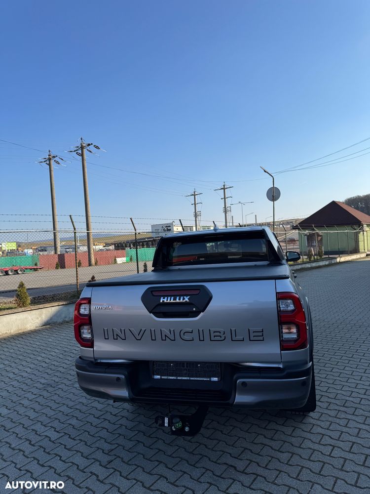 Toyota Hilux 4x4 Double Cab MHEV Autm. Invincible - 31