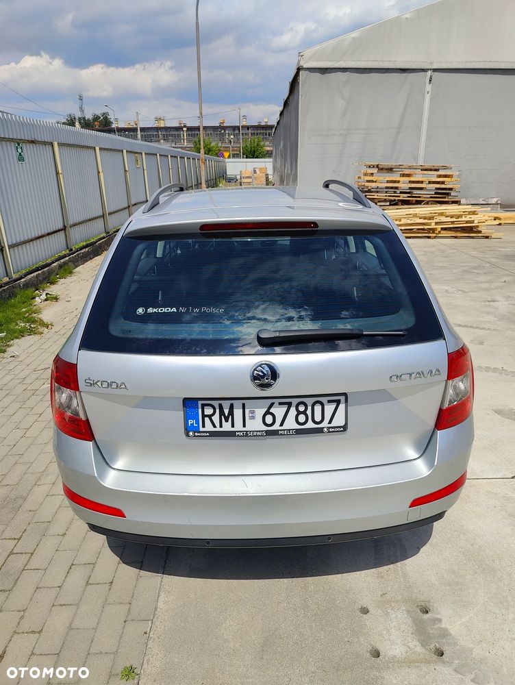 Skoda Octavia 1.6 TDI Active - 5