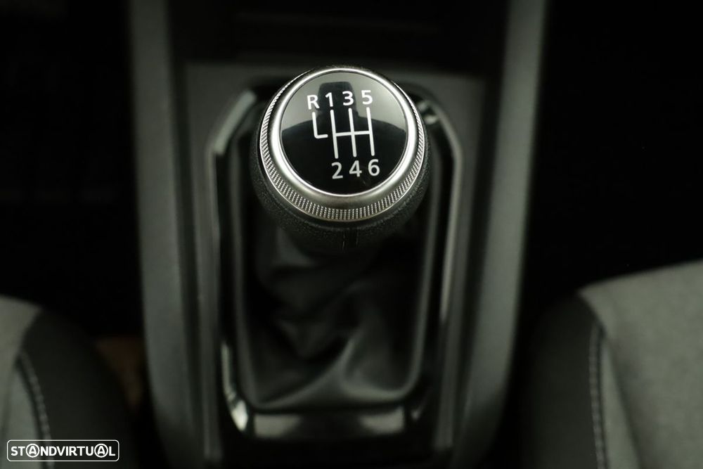 Renault Clio 1.0 TCe Evolution Bi-Fuel - 14