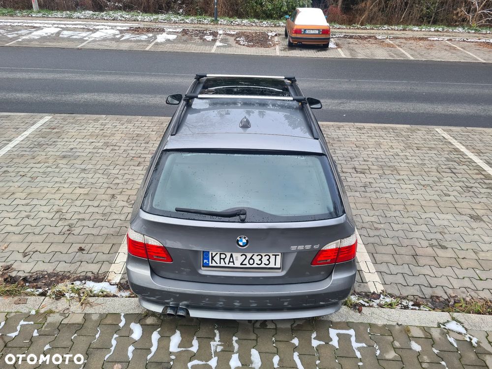 BMW Seria 5 525d xDrive Edition Sport - 12