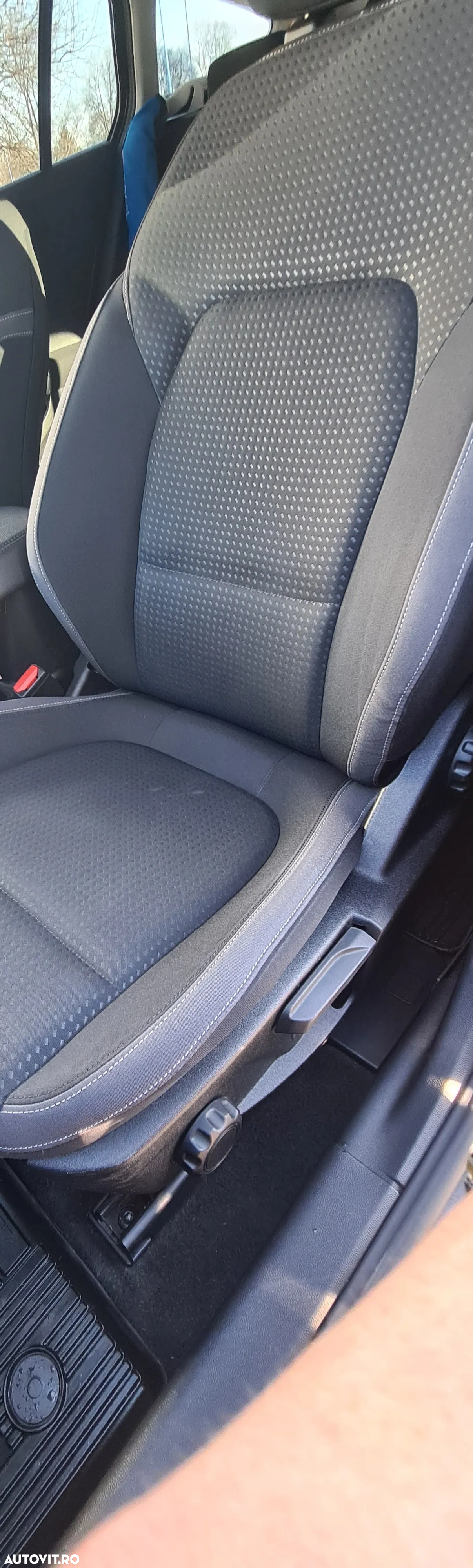 Ford Focus 1.0 EcoBoost Start-Stopp-System COOL&CONNECT DESIGN - 24