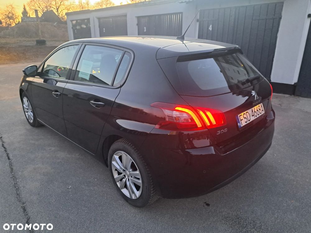 Peugeot 308 1.5 BlueHDi Active Pack Business S&S EAT8 - 5