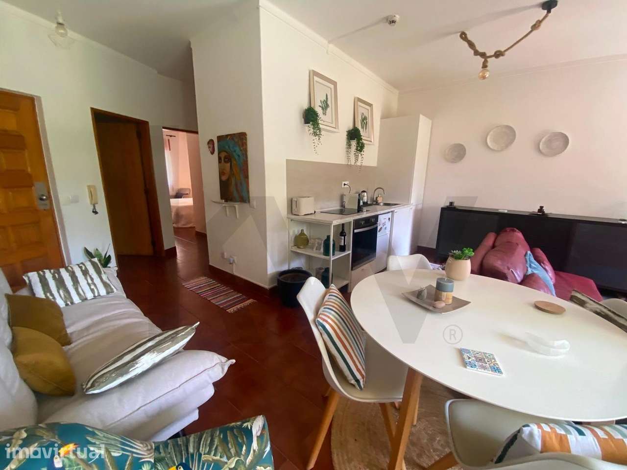 Apartamento T1+1 remodelado, com piscina e jardim em Alvor. - Grande imagem: 4/10