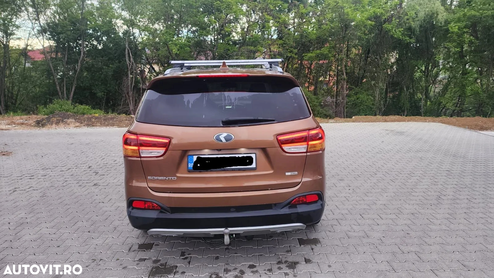 Kia Sorento - 12