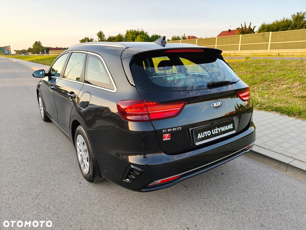 Kia Ceed 1.4 T-GDI L Business Line - 10
