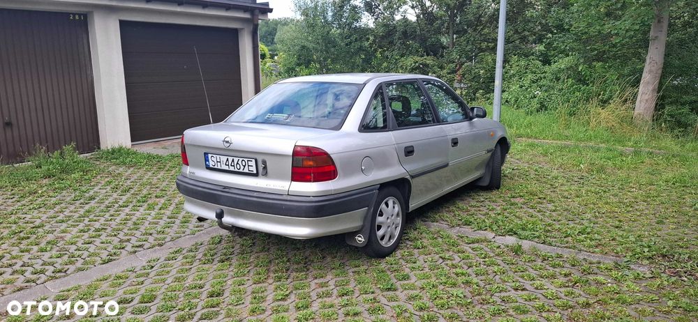 Opel Astra - 6